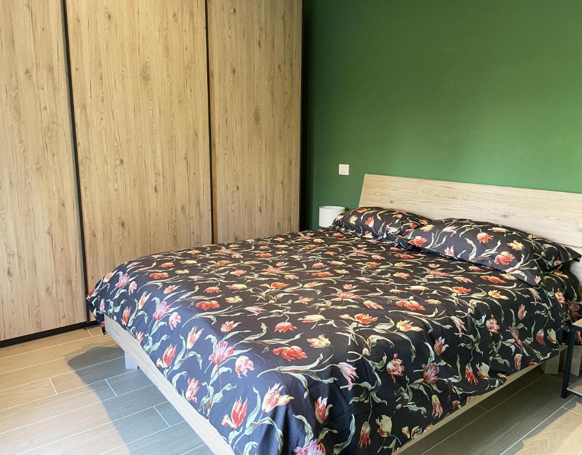 Casa Di Laura Mono E Bilo Di Fronte Ospedale San Raffaele *
